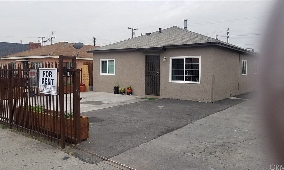 1st image of 4542 E 53rd St