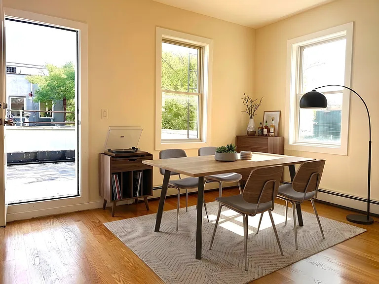 328 Nassau Ave #2 — Photo 1