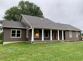 9665 Coldwater Creek Dr NE, Rockford, MI 49341