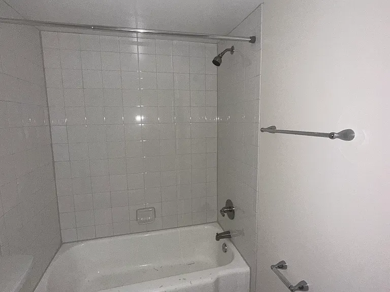 5402 85th Ave #104 — Photo 27