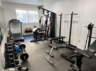 7319 Sepulveda Blvd #303, Van Nuys, CA 91405