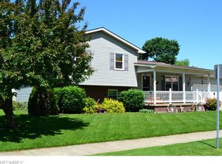 306 5th St NW, New Philadelphia, OH 44663