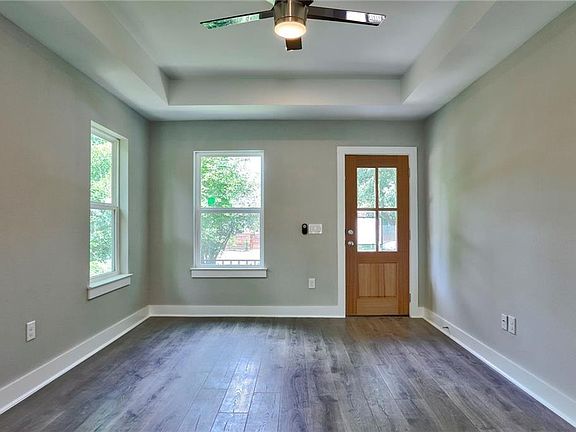 3rd image of 5013 Evans Ave #A