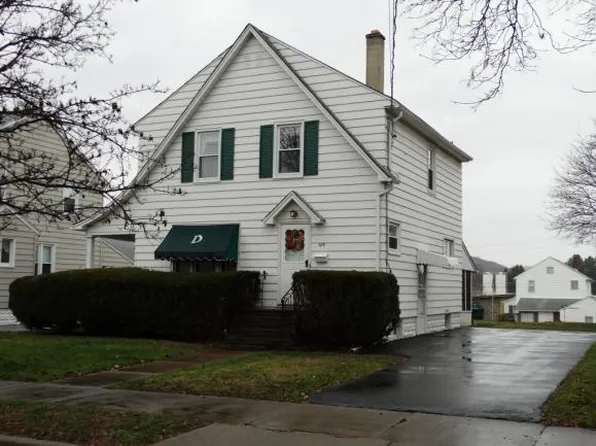 619 Paden St, Endicott, NY 13760