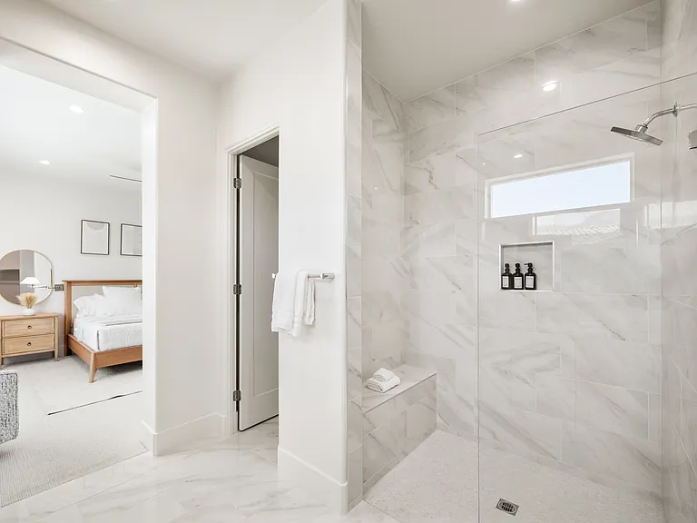 Master Suite Bathroom