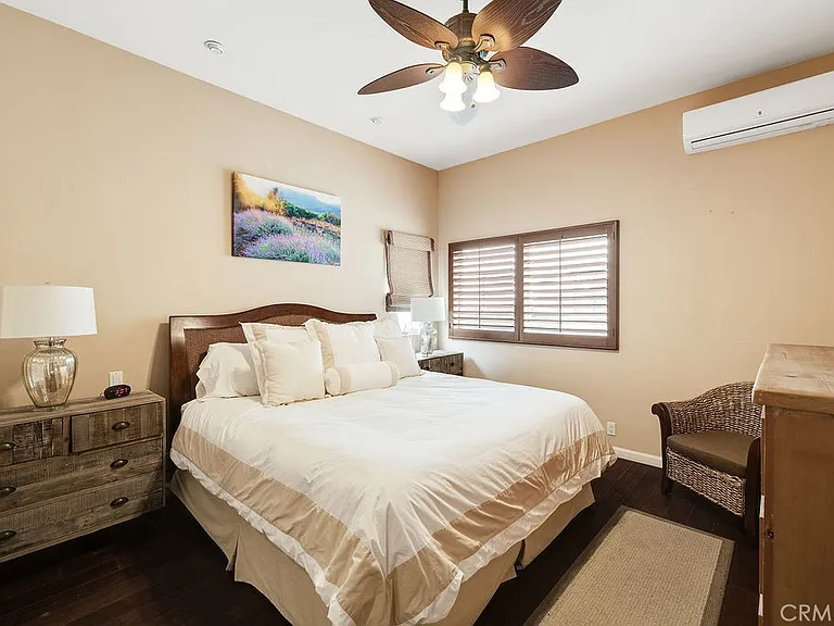 817 Monterey Blvd — Photo 18