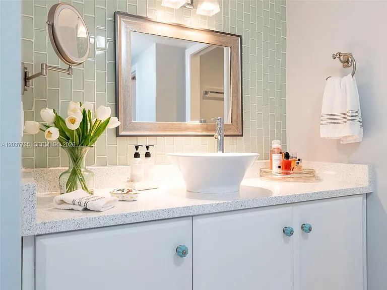 500 Bayview Dr #1520 — Photo 20