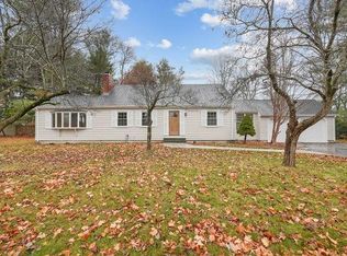 48 Cynthia Rd, Seekonk, MA 02771