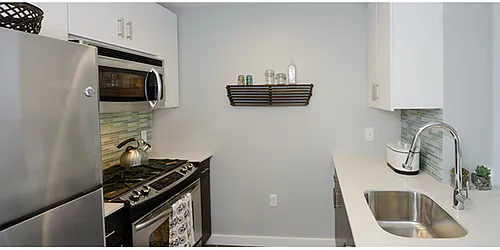 Rented by The Marketing Directors (Arias)