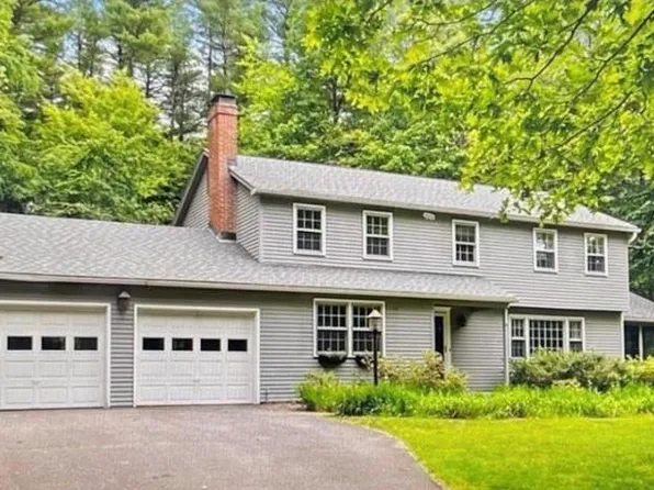 52 Farmstead Lane, Simsbury, CT 06092