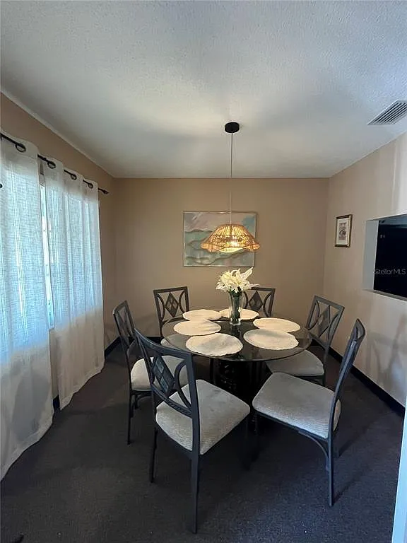2 bed, 2.0 bath, 912 sqft, $1,950 — Photo 4