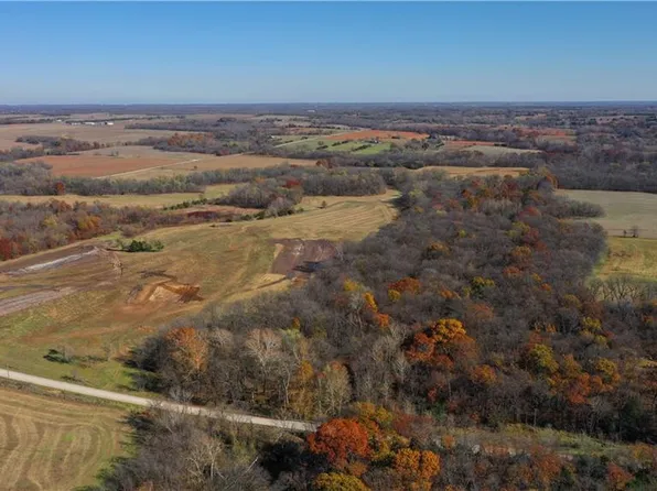 4225 Indiana Ter, Ottawa, KS 66067