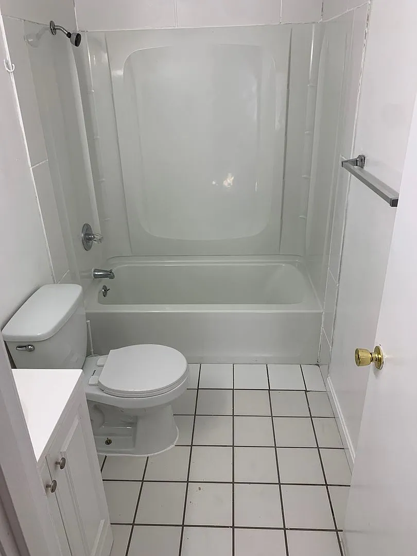 1 Vista Ln — Photo 1