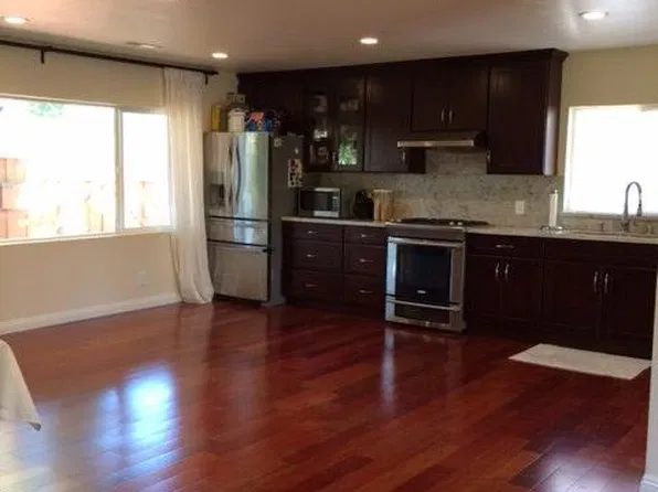 12964 Paseo Presada, Saratoga, CA 95070