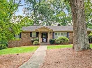 560 Kelway Place, Winston Salem, NC 27104