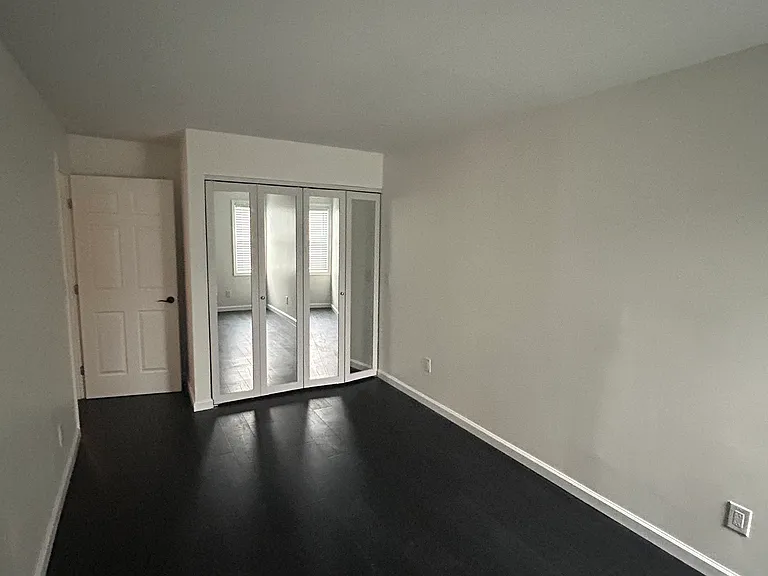 151 Orizaba Ave #B — Photo 5