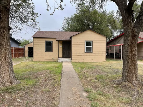222 Oak Ave, Dumas, TX 79029