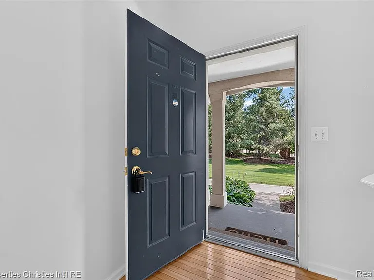 39763 Rockcrest Cir — Photo 4