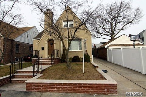 1st image of 16659 25th Ave