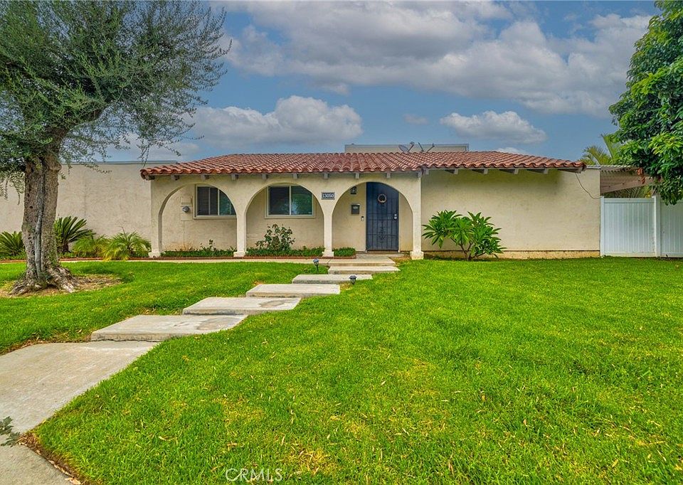 1st image of 13050 Camino Del Oro