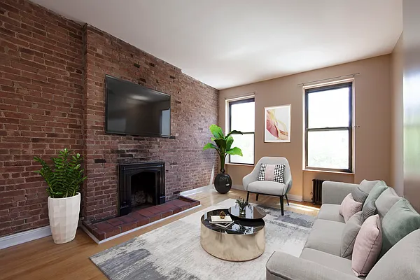 Rented by R New York | media 27