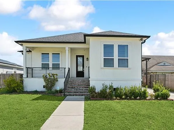 5135 Cameron Blvd, New Orleans, LA 70122