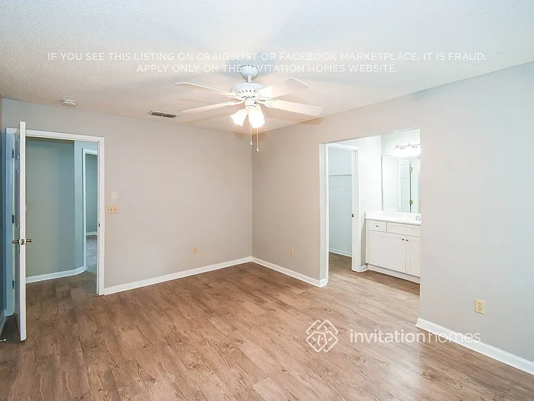11179 Barbizon Cir E — Photo 10