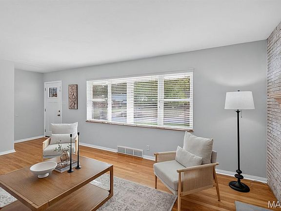 4th image of 8315 Maylor Dr