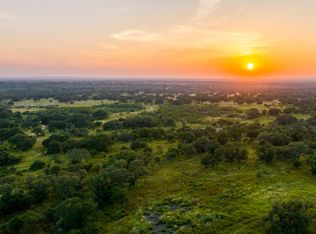 111 County Road 113, Llano, TX 78643