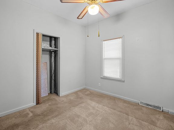 5th image of 2421 34th St