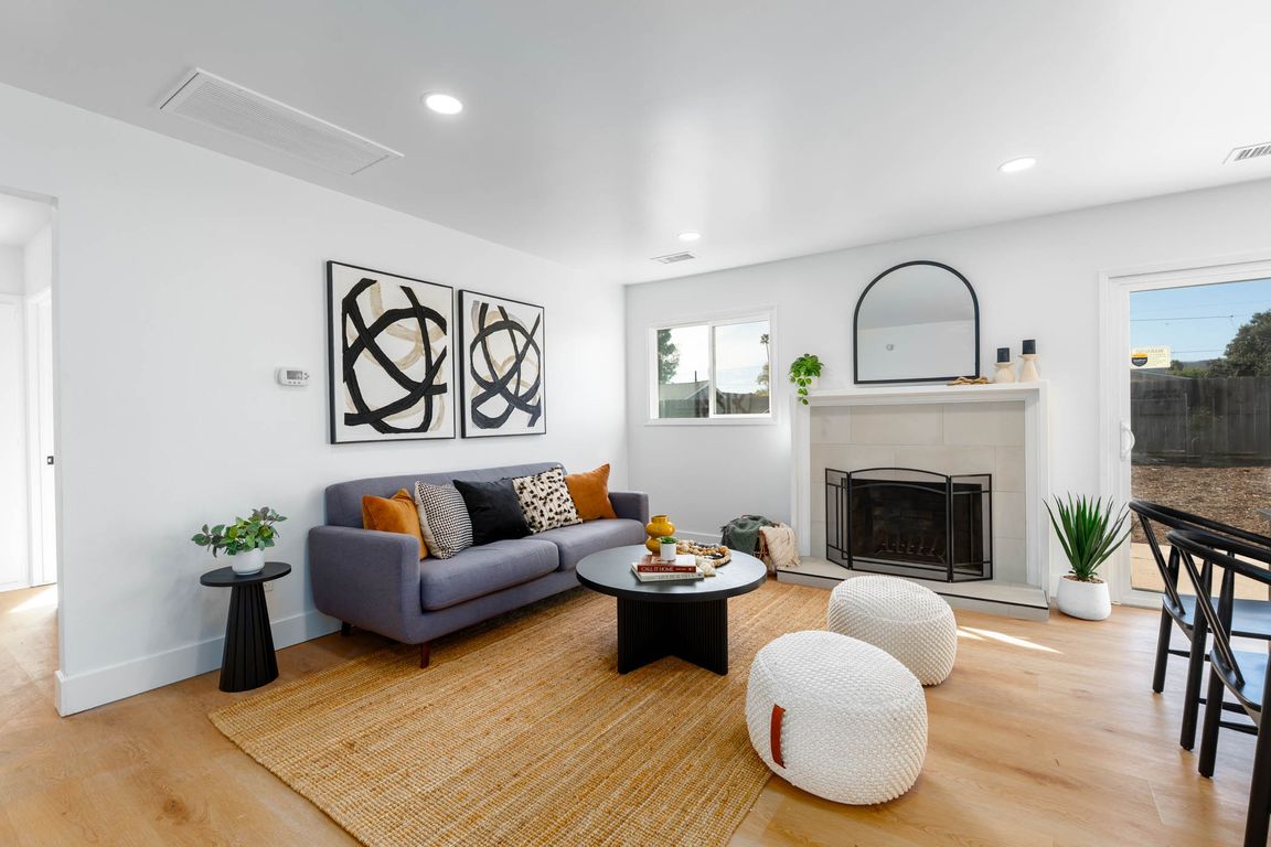 next background image