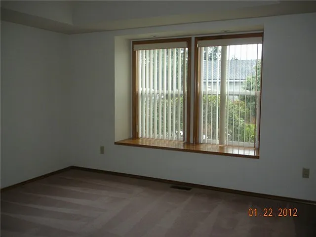 91 Brittany Ln — Photo 8