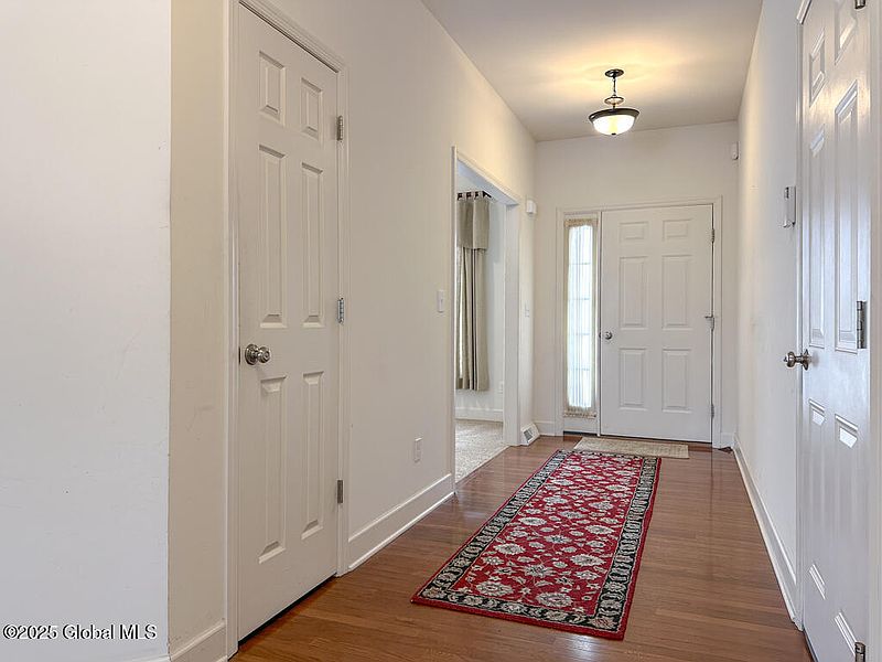 5th image of 39 Beekman Place