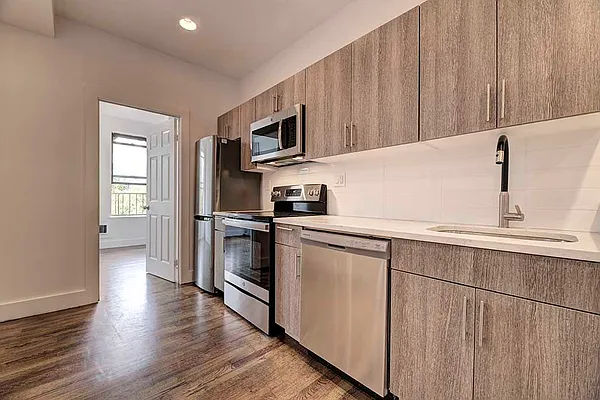 Rented by REAL New York | media 4