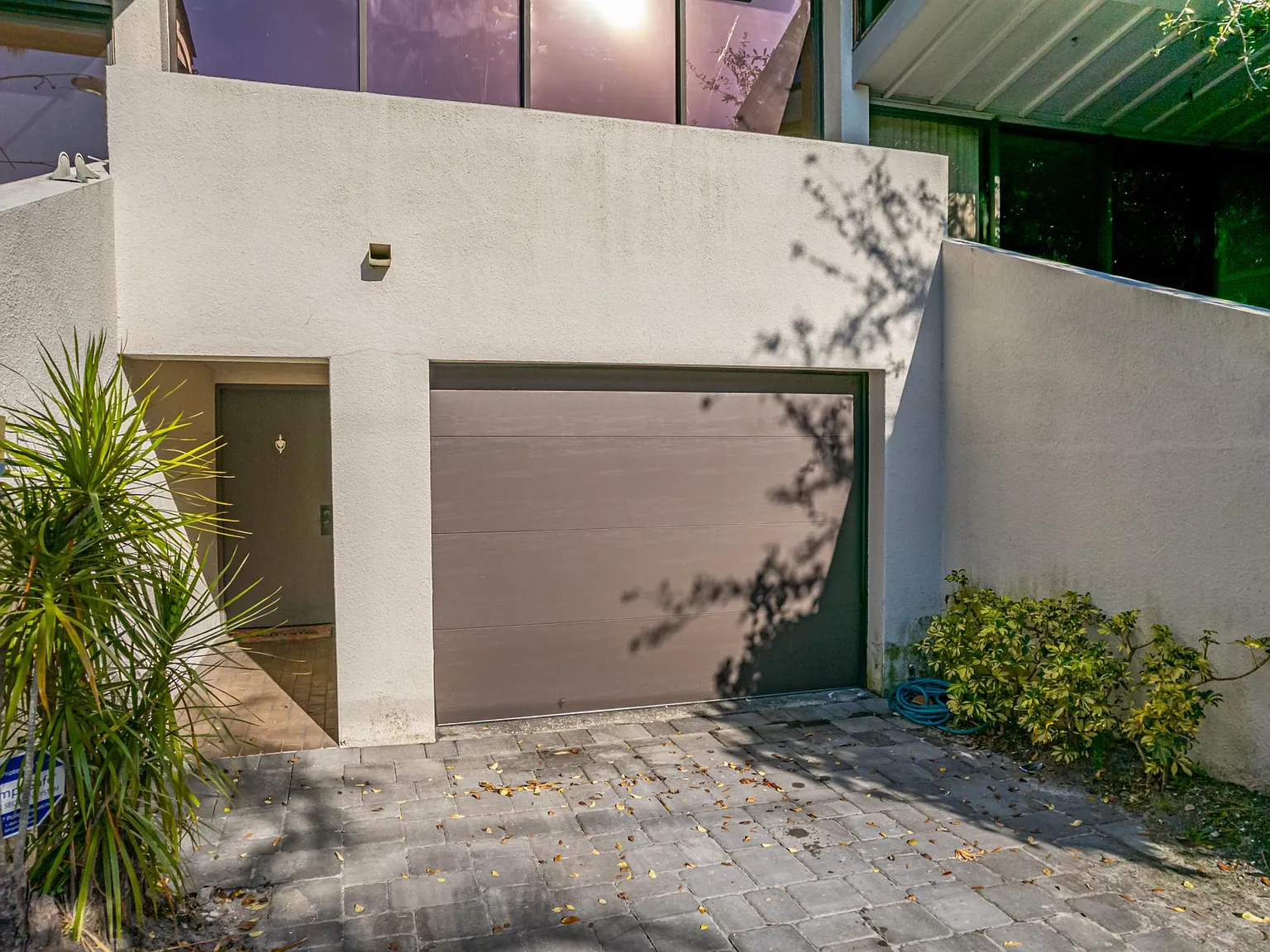 4 bed, 2250 sqft, $4,400 — Photo 3