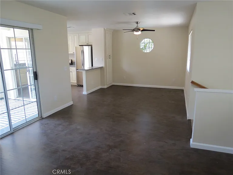572 N Orange St — Photo 18