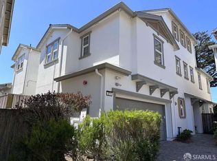 371 Sycamore St, Pacifica, CA 94044
