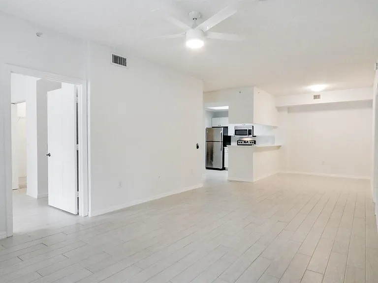 2916 Tuscany Ct #106 — Photo 15