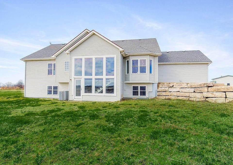 4415 Shawnee Ter, Wellsville, KS 66092 MLS 2429895 Zillow