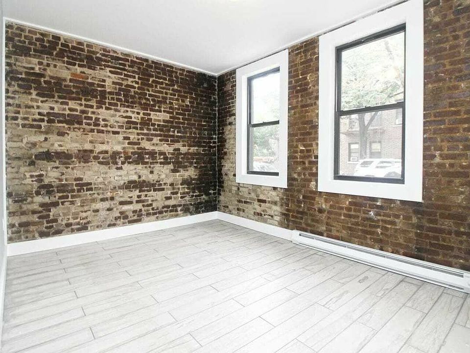 1st image of 3138 38th St APT 1F
