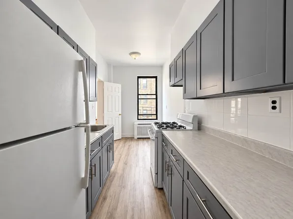 43-30 46th Street image 1 of 5