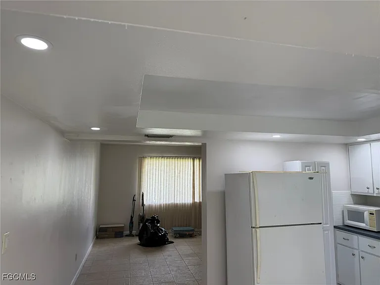 343 Joel Blvd #111 — Photo 6