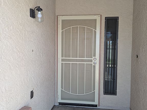 2nd image of 5460 E Emerald Ave