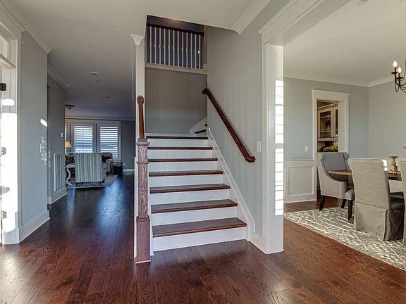 5th image of 715 Lawler Ln