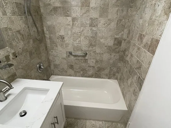 17 68th Street image 11 of 15