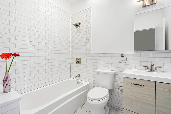 Rented by Douglas Elliman | media 16