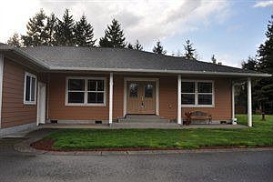 1st image of 1131 46th Ave NE