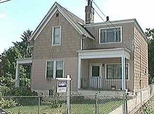 422 Freeland St, Pittsburgh, PA 15210