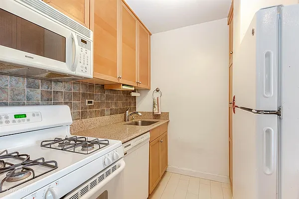 Sold by Corcoran | media 5