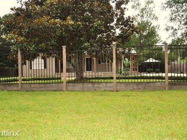 59517 Autumn Dr, Slidell, LA 70461